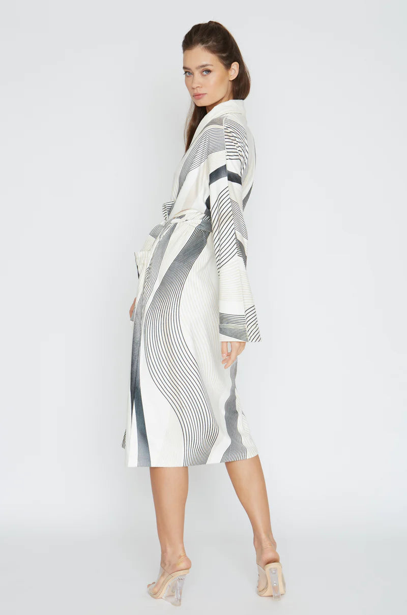 Wrap Up By VP Queen Of Flow Long Robe
