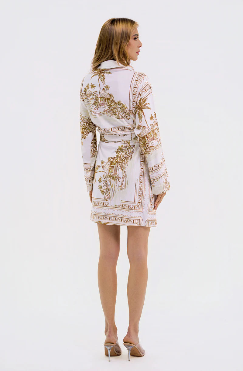Wrap Up By VP Bungalow Short Robe | Luxury Resort Robe