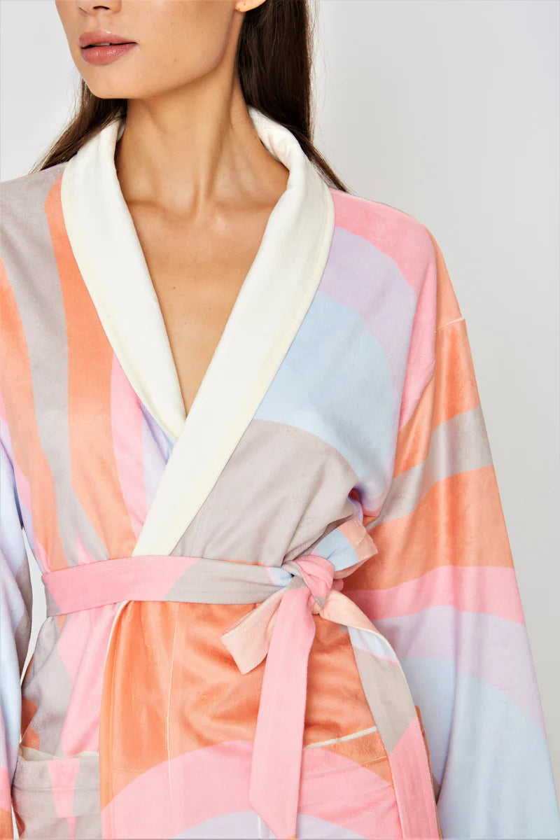 Wrap Up By VP Diva Scoop Mango Short Robe