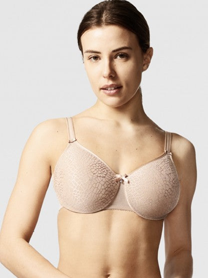 Chantelle 1891 C Magnifique Seamless Unlined Minimizer Bra – The Fitting  Room