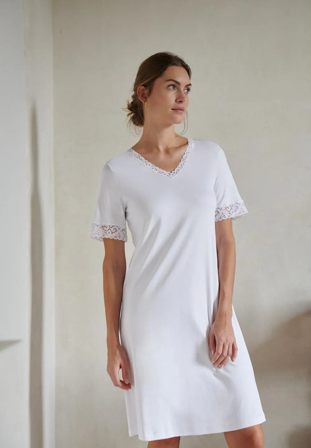 Hanro Collection Hanro – The Fitting Room