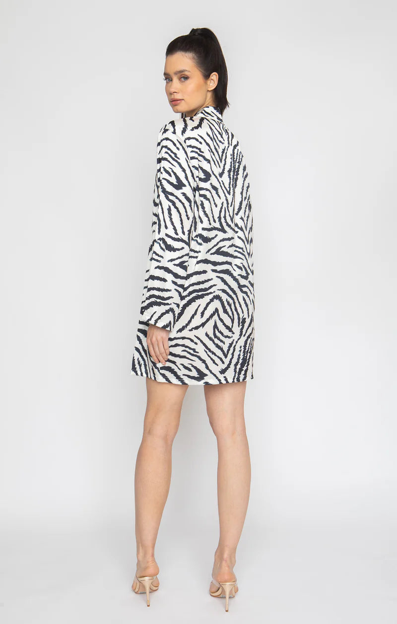 Wrap Up By VP Madagascar Boyfriend Shirt