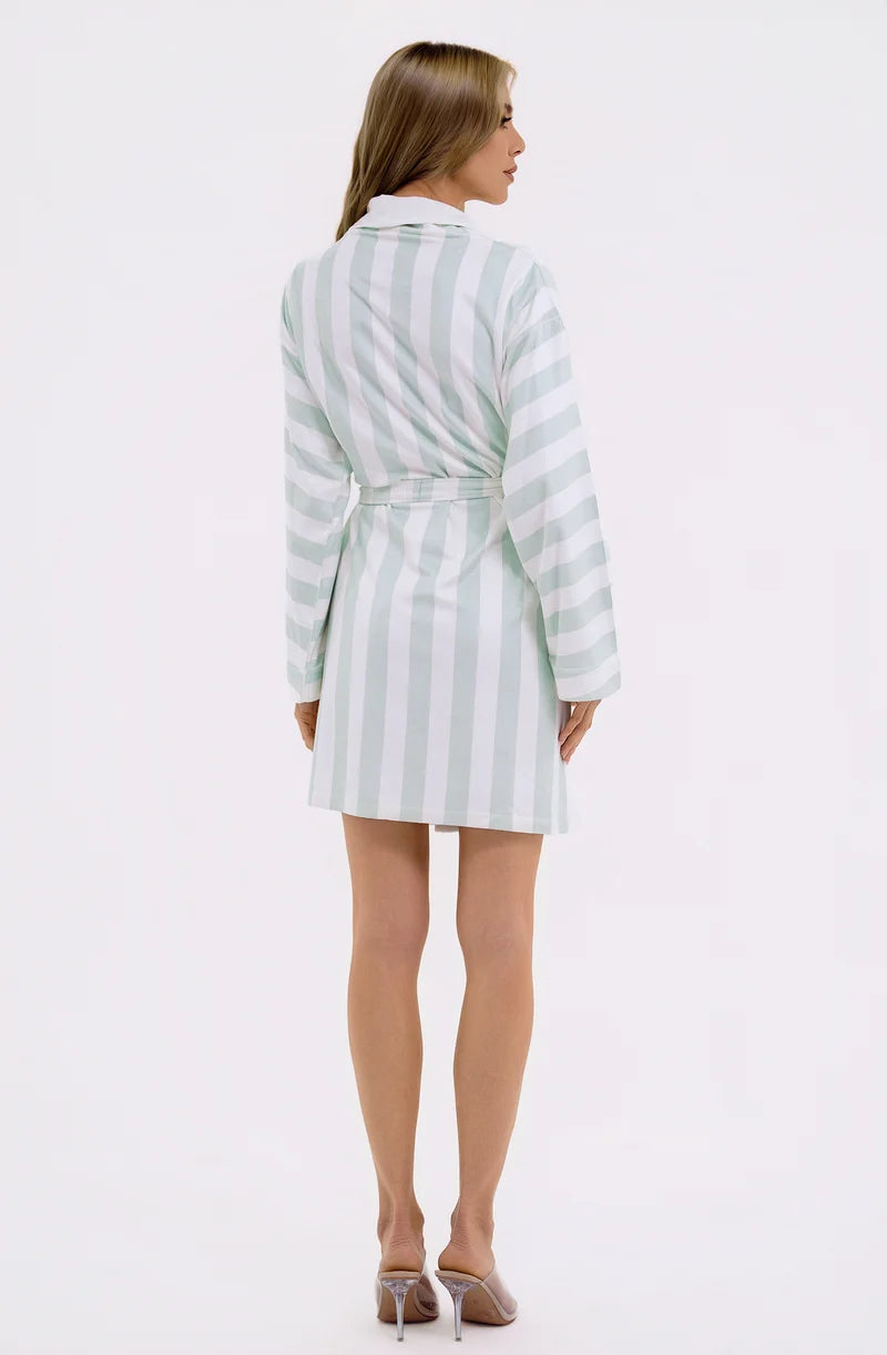 Wrap Up By VP Cabana Short Robe